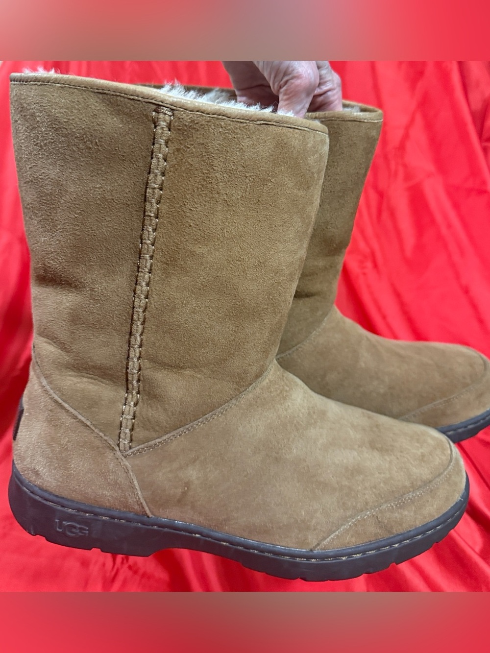 WOW POSHMARK Authentic UGG Plush Snow Boots